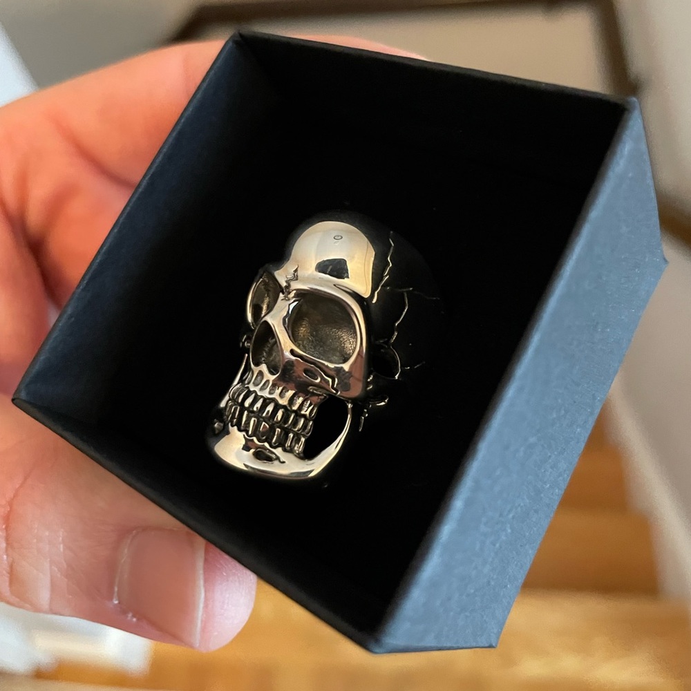 Sterling Silver Skull Ring Similar To King Baby Studio M.Cohen Style. (Size 11)